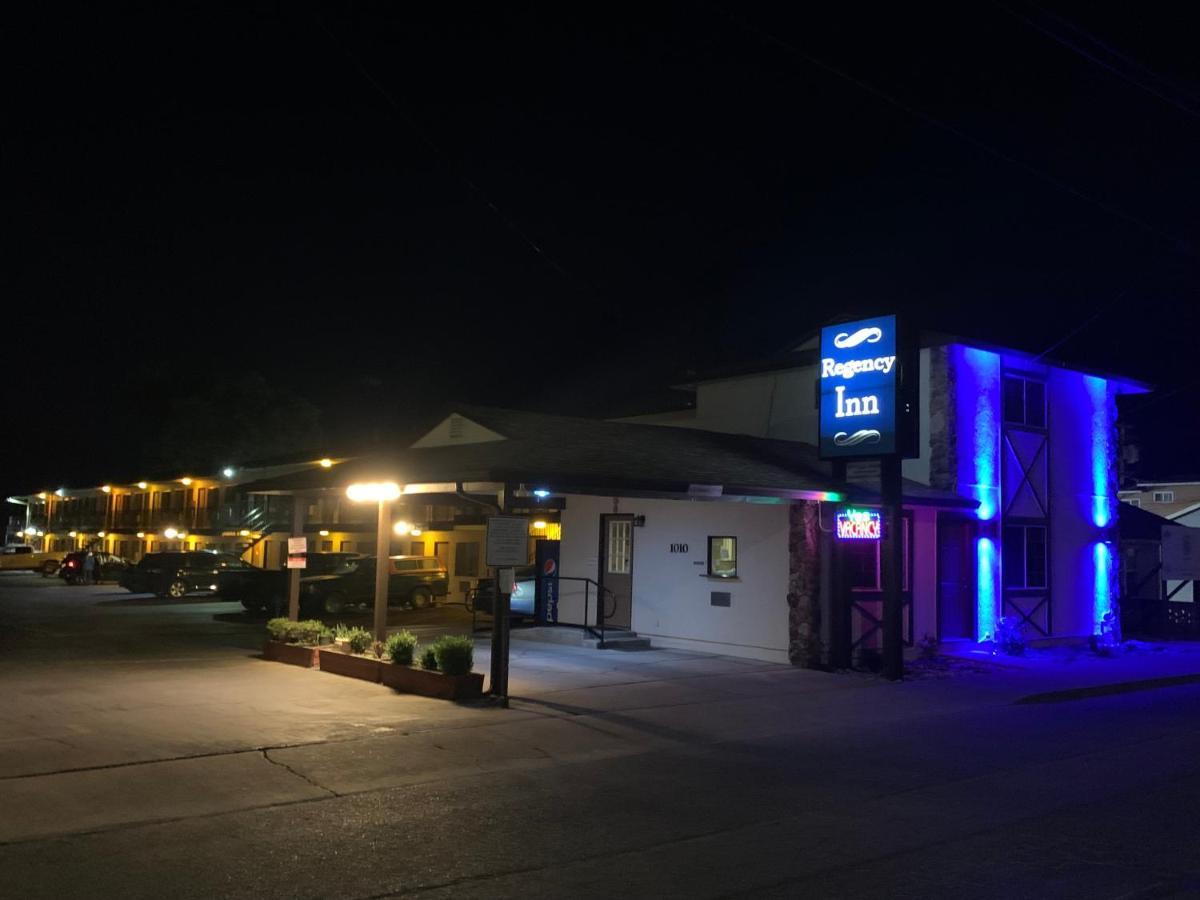 Regency Inn Lakeport Luaran gambar