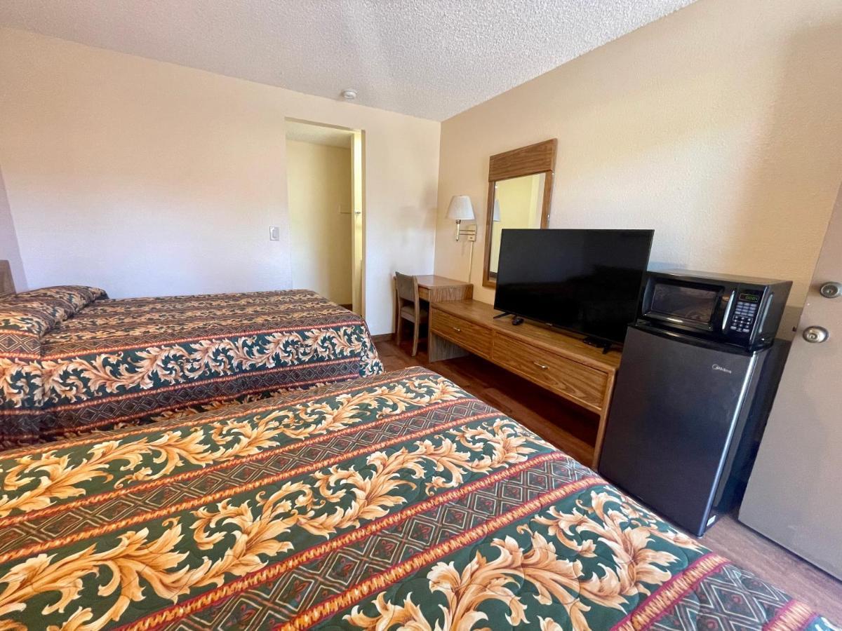 Regency Inn Lakeport Luaran gambar