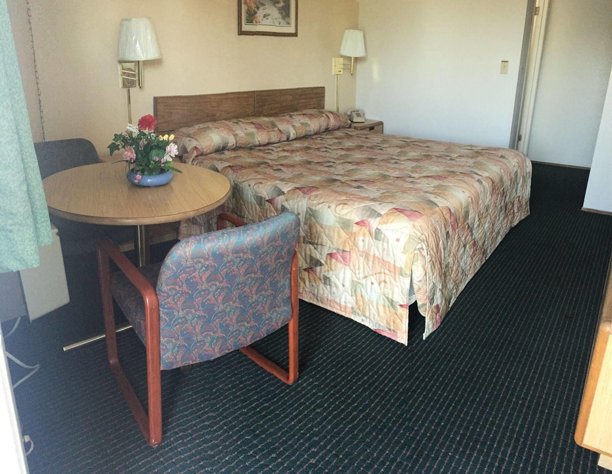 Regency Inn Lakeport Luaran gambar