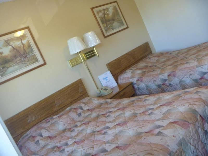 Regency Inn Lakeport Luaran gambar